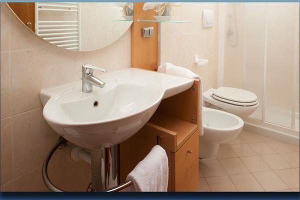 Hotel Residence Rely Бренцоне сул Гарда Екстериор снимка